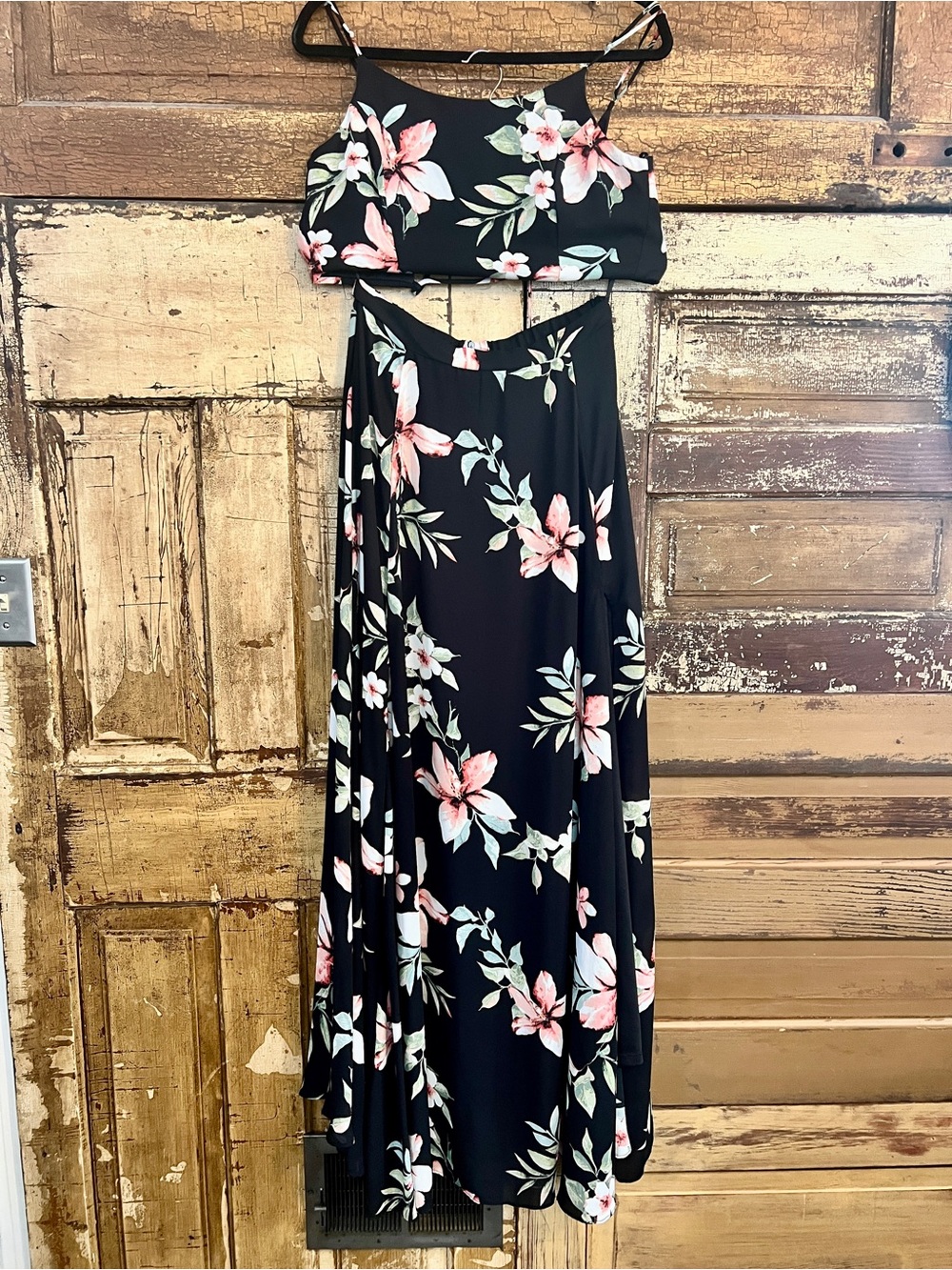 Lulu’s Black Floral Two-Piece Maxi Dress with Pink & White Blooms